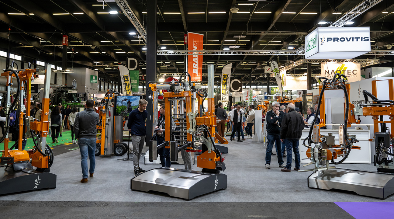 d0485cd52766-1692_vinitech_stand_artiste_associe_photographes_28112024.jpg